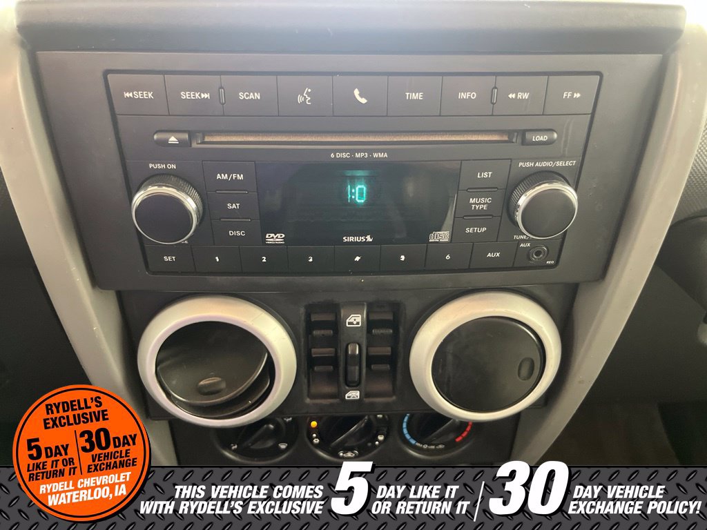 Used 2010 Jeep Wrangler Unlimited Sahara w/ Dual Top Group AWD/4WD image 24