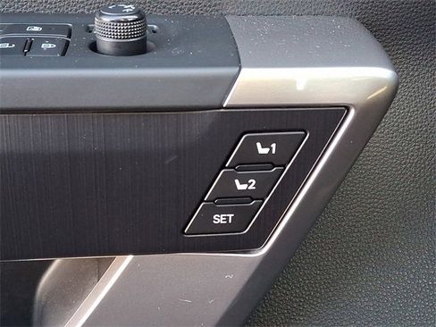 Used 2023 Toyota Tundra Platinum image 30