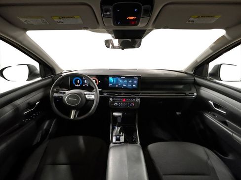 Used 2025 Hyundai Tucson SE AWD/4WD image 18