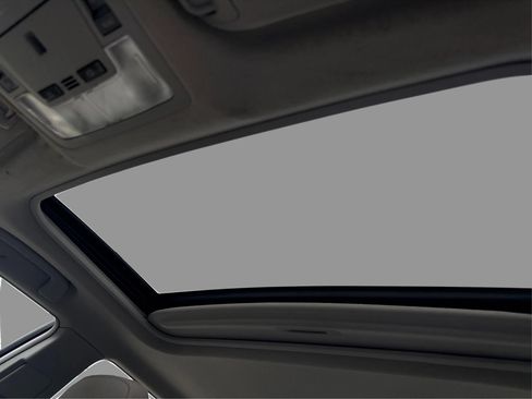 Used 2012 Toyota Camry XLE FWD image 21
