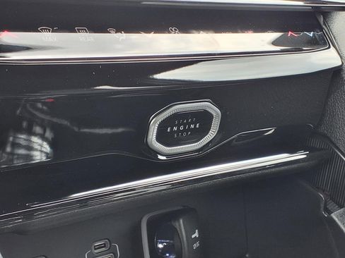 New 2026 Jeep Grand Cherokee L Limited AWD/4WD image 12