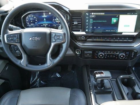Used 2023 Chevrolet Silverado 1500 ZR2 w/ Technology Package image 19