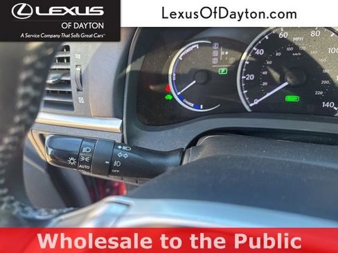 Used 2013 Lexus CT 200h w/ Seat Comfort Pkg image 19