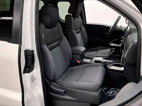 New 2025 Nissan Frontier SV w/ SV Convenience Package RWD image 33
