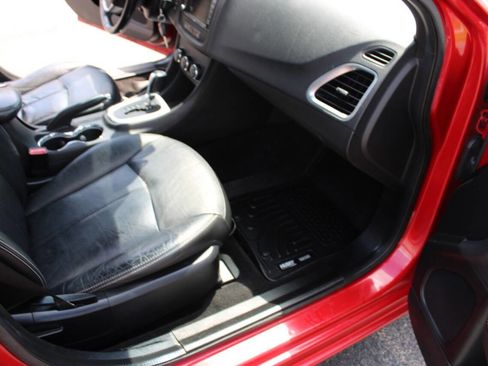 Used 2013 Dodge Avenger SXT w/ Blacktop Pkg FWD image 36