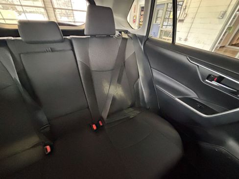 Used 2025 Toyota RAV4 XLE w/ Convenience Package image 44