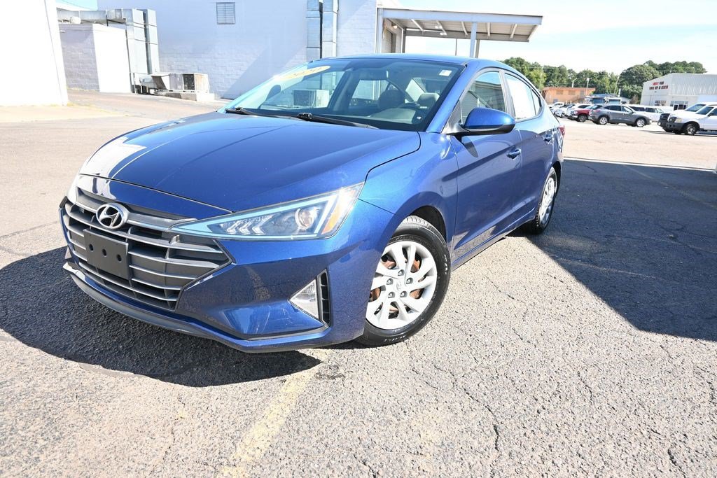 Used 2020 Hyundai Elantra SE FWD image 39