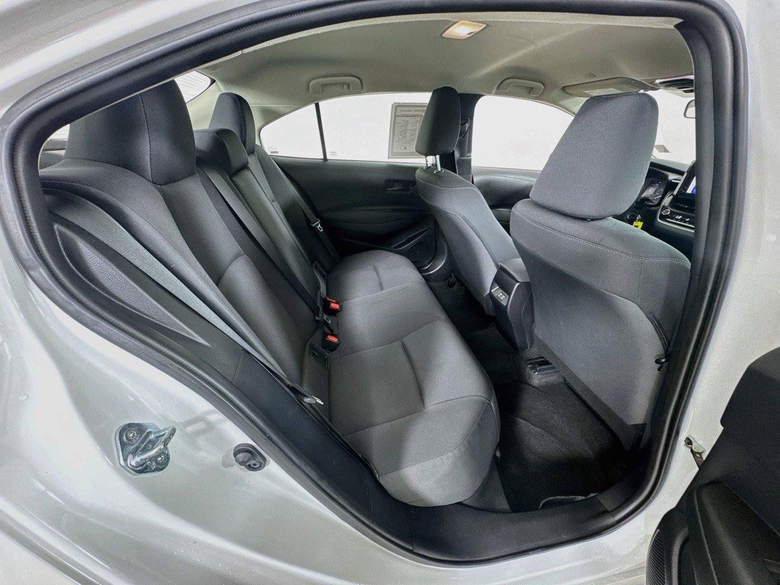 Used 2025 Toyota Corolla LE FWD image 25