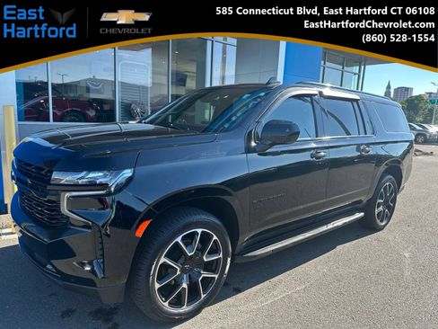 Used 2023 Chevrolet Suburban RST AWD/4WD image 1