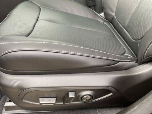 New 2027 Jeep Grand Cherokee Limited AWD/4WD image 10