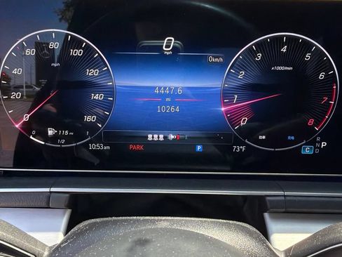 Used 2024 Mercedes-Benz GLE 350 4MATIC image 3
