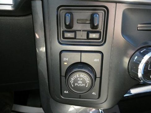 Certified 2021 Ford F150 Lariat w/ Equipment Group 502A High image 31