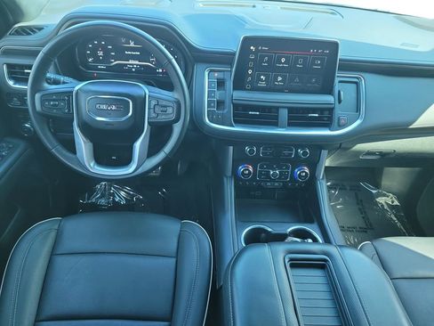 Used 2023 GMC Yukon SLT w/ SLT Premium Package AWD/4WD image 18