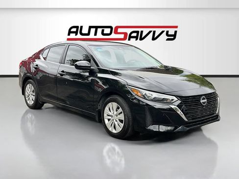 Used 2025 Nissan Sentra S FWD image 1