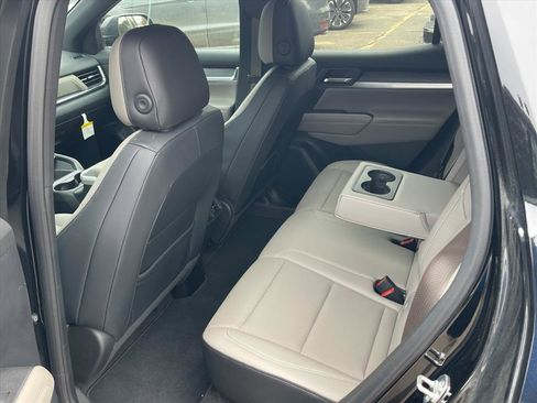 Certified 2025 GMC Terrain Elevation w/ Elevation Premium Package image 15