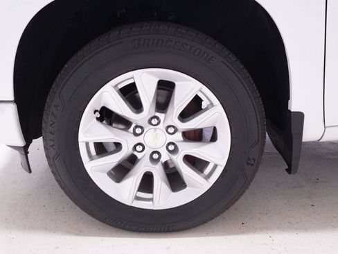 Used 2024 Chevrolet Silverado 1500 Custom RWD image 29
