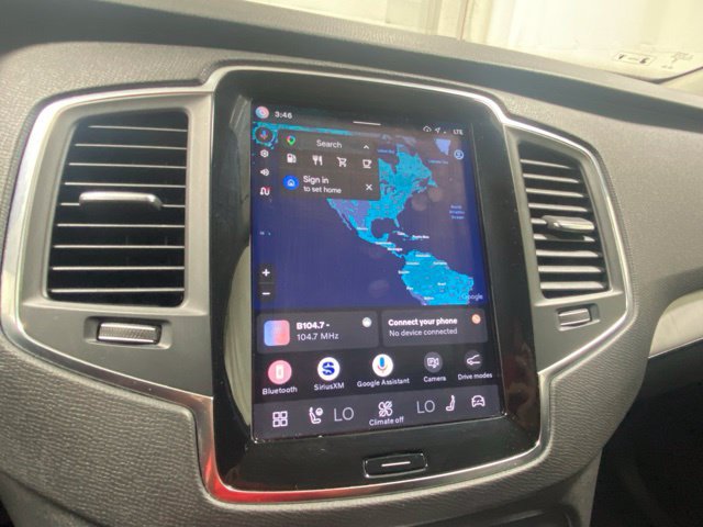 Used 2024 Volvo XC90 B5 Core w/ Climate Package AWD/4WD image 18