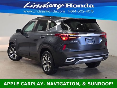 Used 2022 Kia Seltos EX image 4