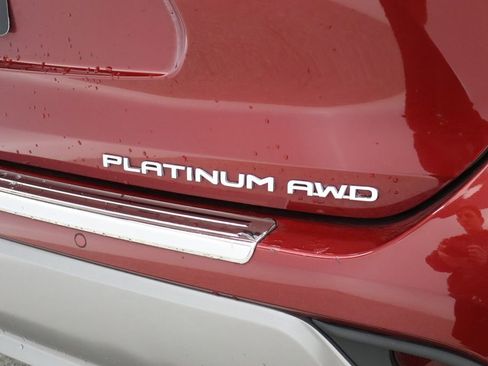 Used 2022 Toyota Highlander Platinum AWD/4WD image 20