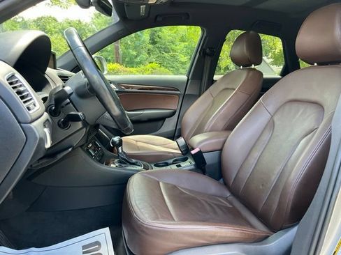 Used 2016 Audi Q3 2.0T Prestige w/ Prestige Package AWD/4WD image 12