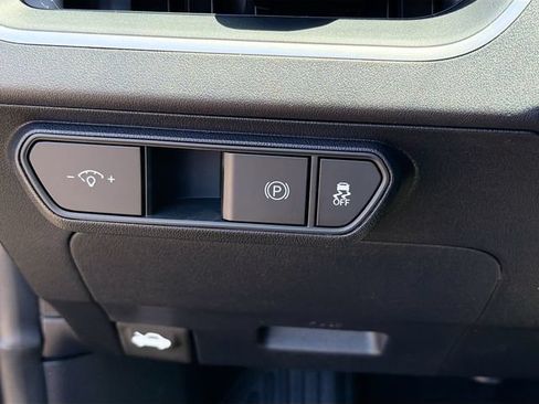 New 2026 Kia K4 FWD image 10