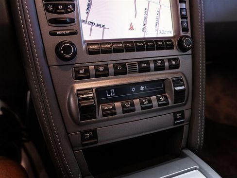Used 2007 Porsche 911 Carrera 4 AWD/4WD image 24