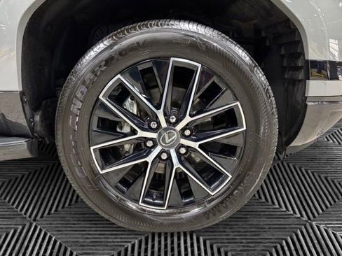 Used 2024 Lexus GX 550 550 Premium+ w/ Accessory Package (Z1) image 33