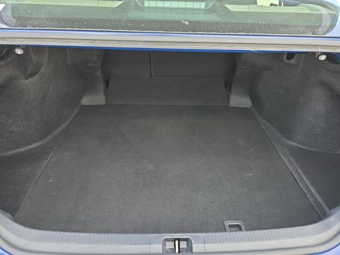 Used 2025 Toyota Camry SE image 13