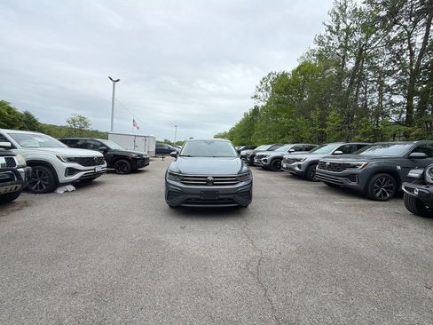 Used 2024 Volkswagen Tiguan S FWD image 3