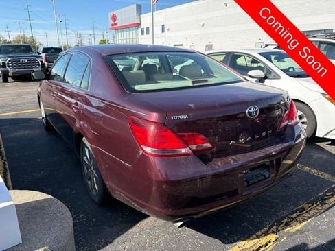 Used 2006 Toyota Avalon XLS FWD image 4