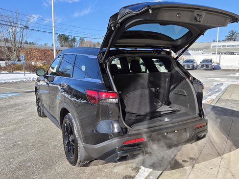 Certified 2025 INFINITI QX60 Luxe w/ Black Edition image 18