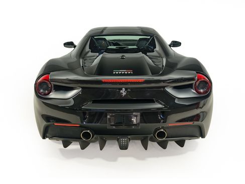 Certified 2018 Ferrari 488 Spider RWD image 7