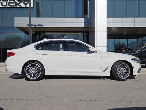 Used 2019 BMW 540i xDrive w/ Executive Package image 33