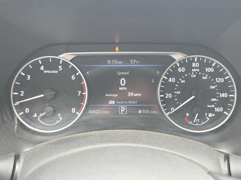 Used 2024 Nissan Sentra SV FWD image 21