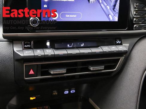 Used 2025 Toyota Camry LE FWD image 20