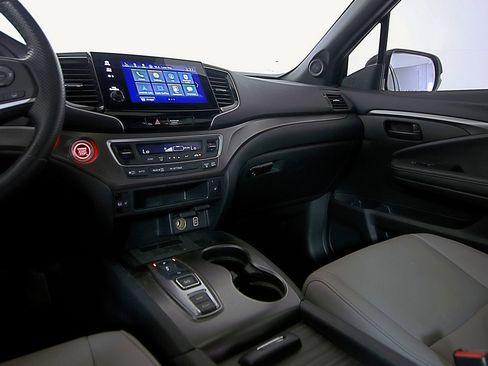 Used 2023 Honda Passport EX-L image 27