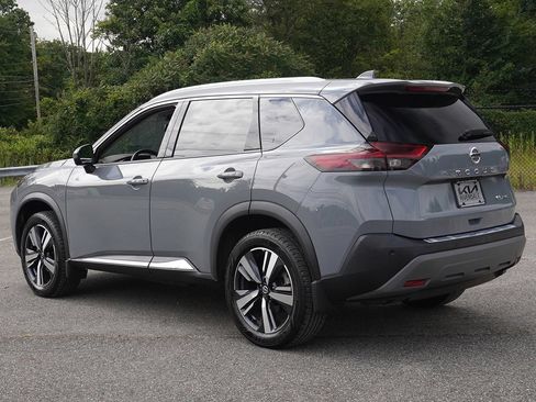 Used 2021 Nissan Rogue SL AWD/4WD image 9