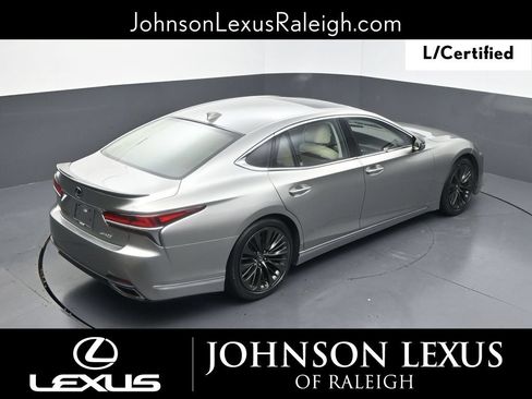 Used 2020 Lexus LS 500 w/ Interior Upgrade Package RWD image 27
