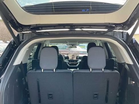 Used 2026 Ford Explorer Active AWD/4WD image 47