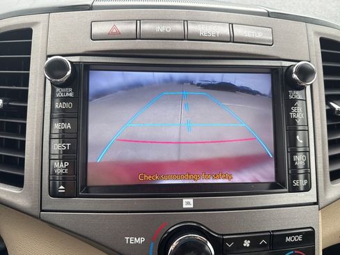 Used 2014 Toyota Venza Limited image 14