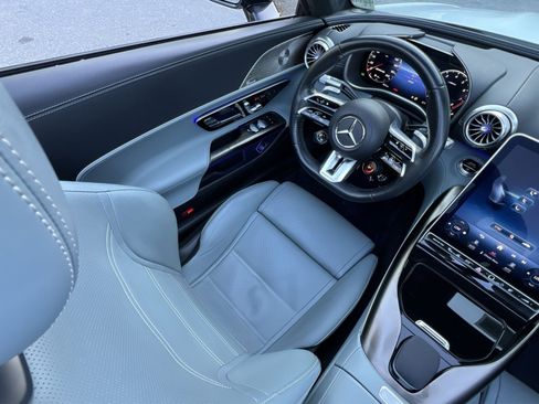 Used 2022 Mercedes-Benz SL 55 AMG 4MATIC image 16