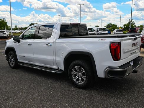 Used 2022 GMC Sierra 1500 SLT w/ SLT Convenience Package AWD/4WD image 7