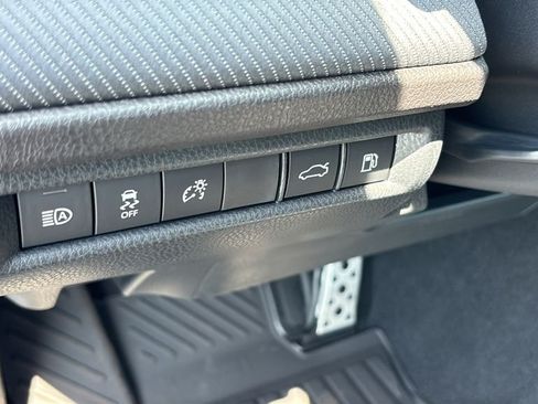 New 2026 Toyota Camry SE FWD image 11