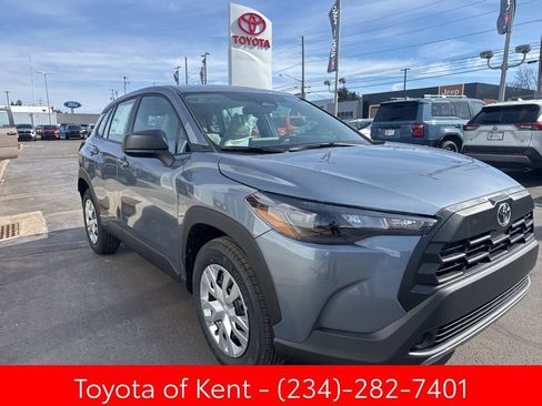New 2026 Toyota Corolla Cross L image 9