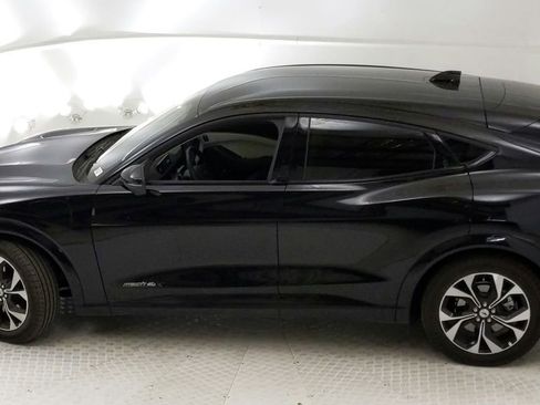 New 2023 Ford Mustang Mach-E Premium image 18