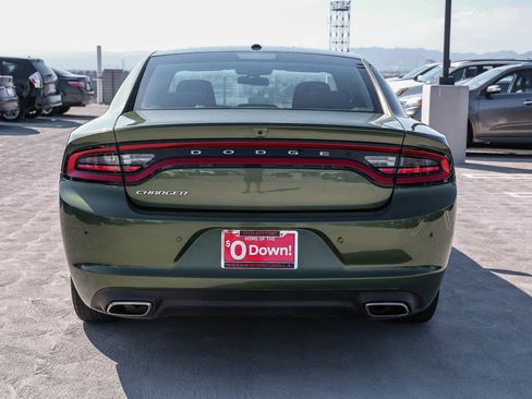 Used 2022 Dodge Charger SXT RWD image 5
