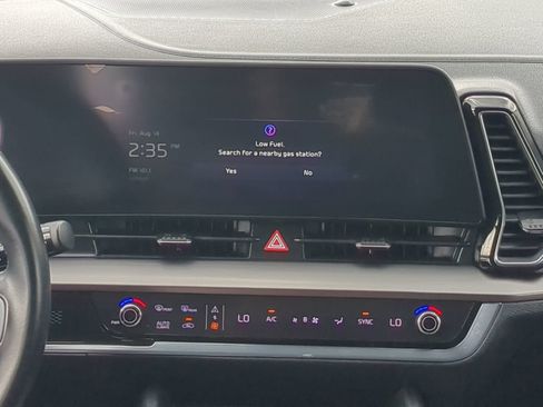 Certified 2023 Kia Sportage EX FWD image 20