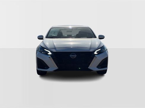 New 2025 Nissan Altima 2.5 SV w/ SV Special Edition Package image 9