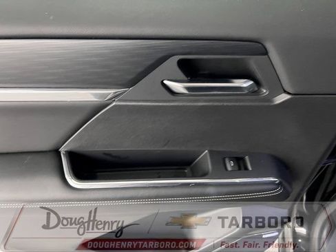Used 2025 GMC Acadia Elevation FWD image 33