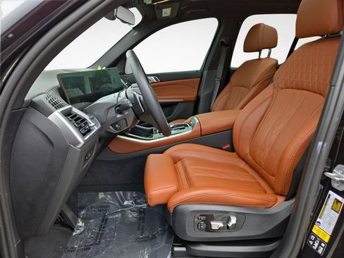Used 2024 BMW X5 xDrive40i w/ Premium Package AWD/4WD image 15